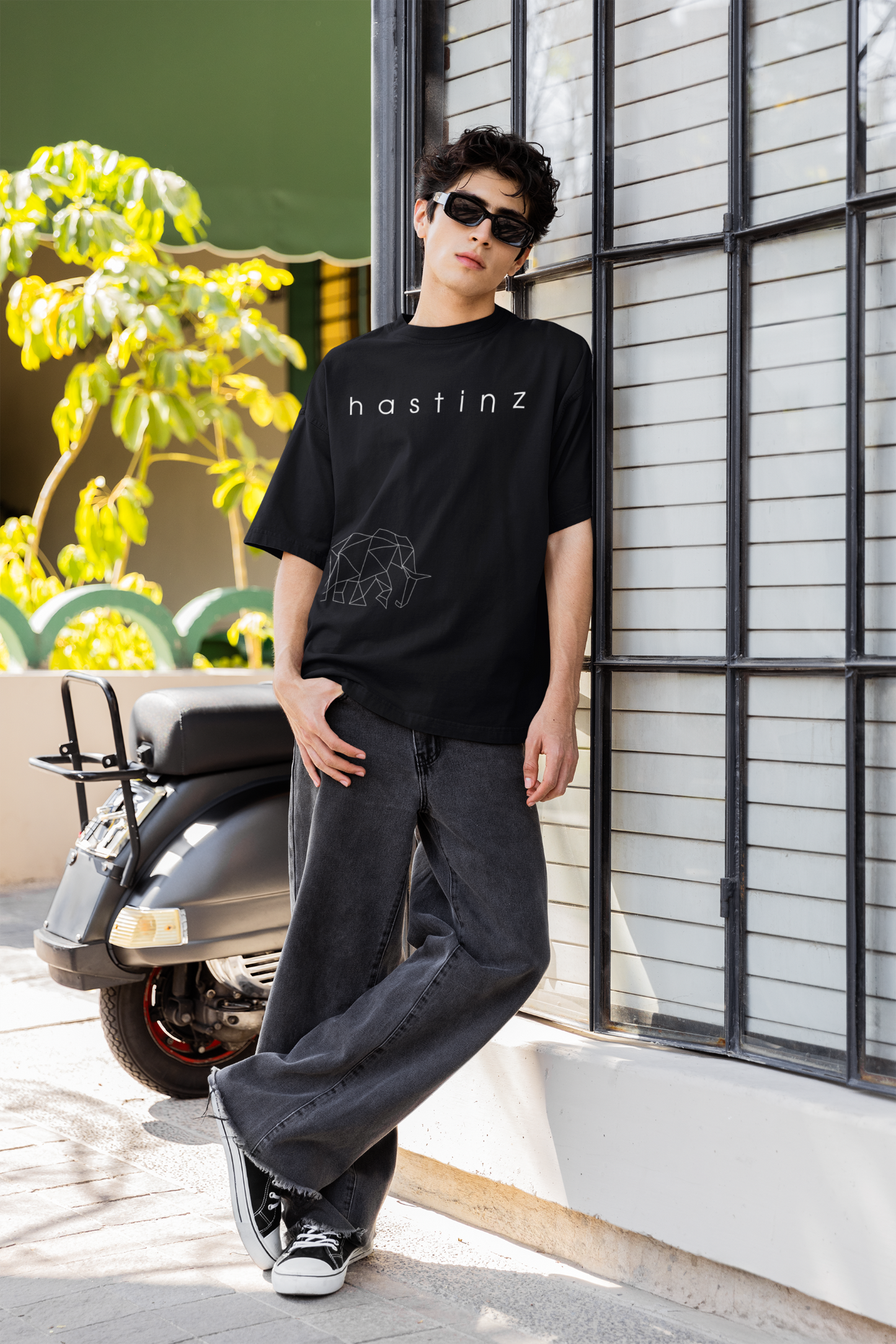 Hastinz Minimalist Streetwear – Oversized Elephant Edition