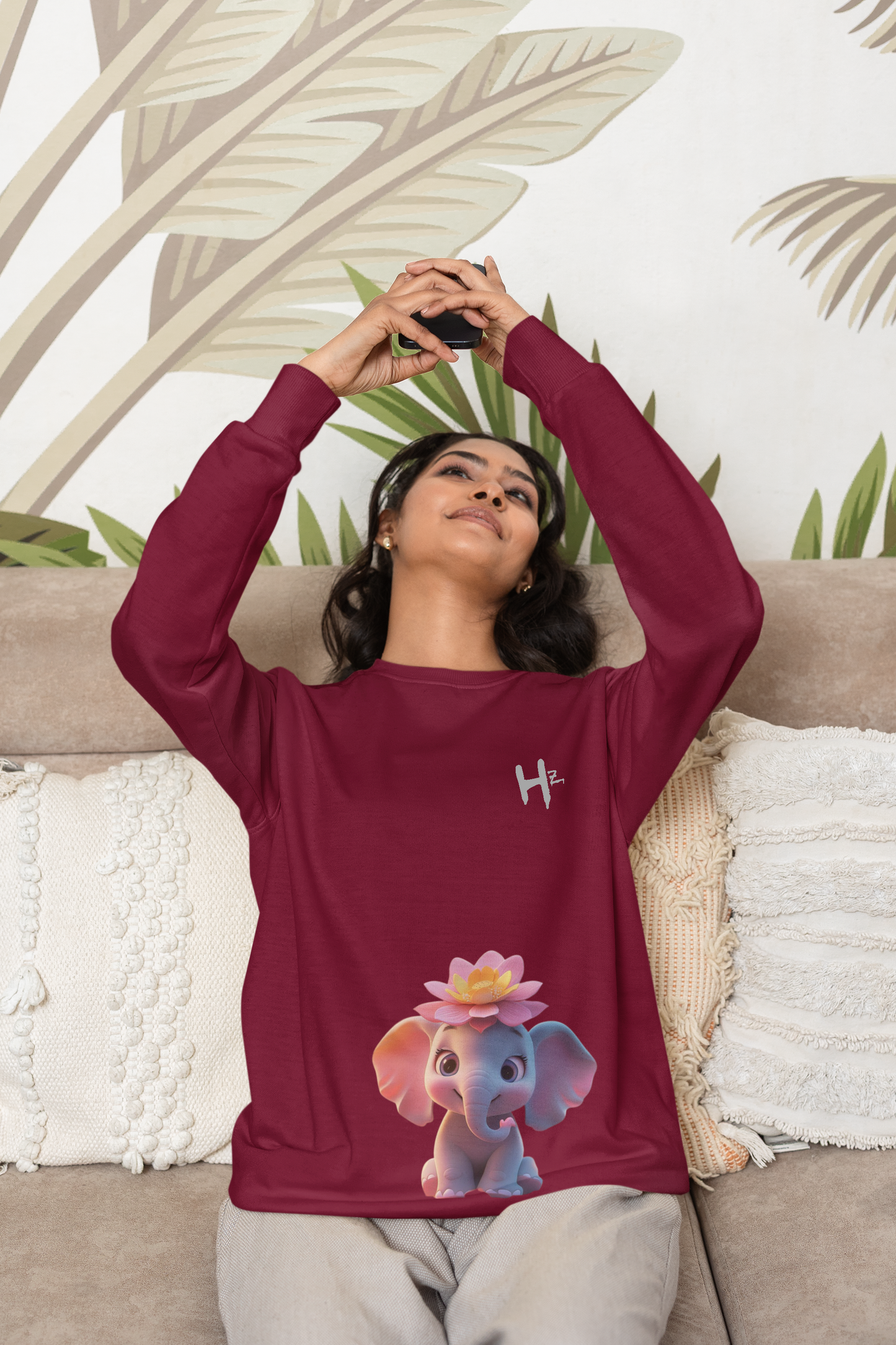 Hastinz-"Cute Elephant"-Premium Sweatshirt